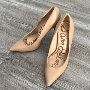 San Edelman Pointed Toe Heel